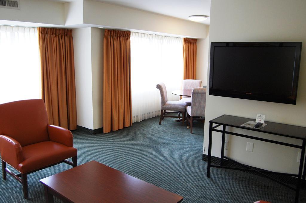 Washington Suites Alexandria Δωμάτιο φωτογραφία